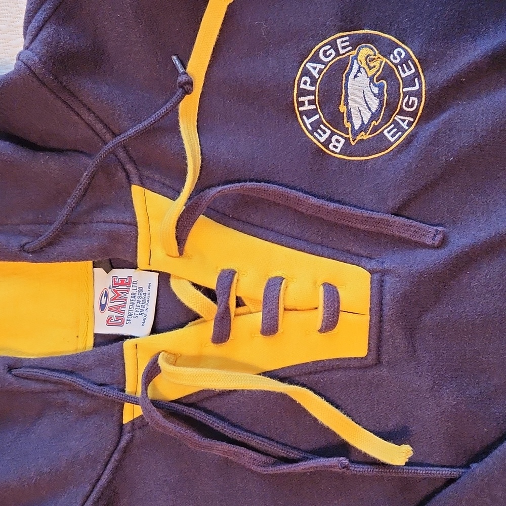 Bethpage Eagles hoodie - Picture 2 of 4